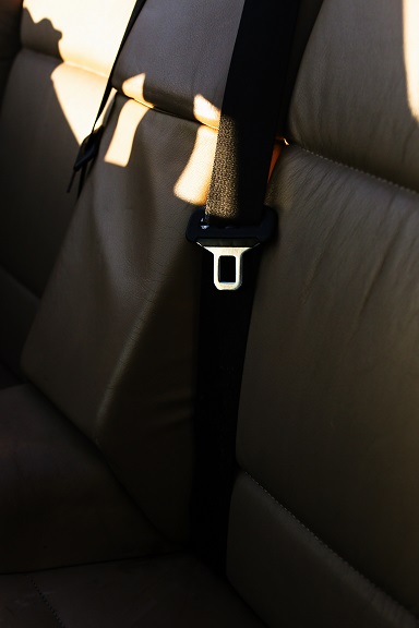 Seat Belt Or Airbag Ke Fayde